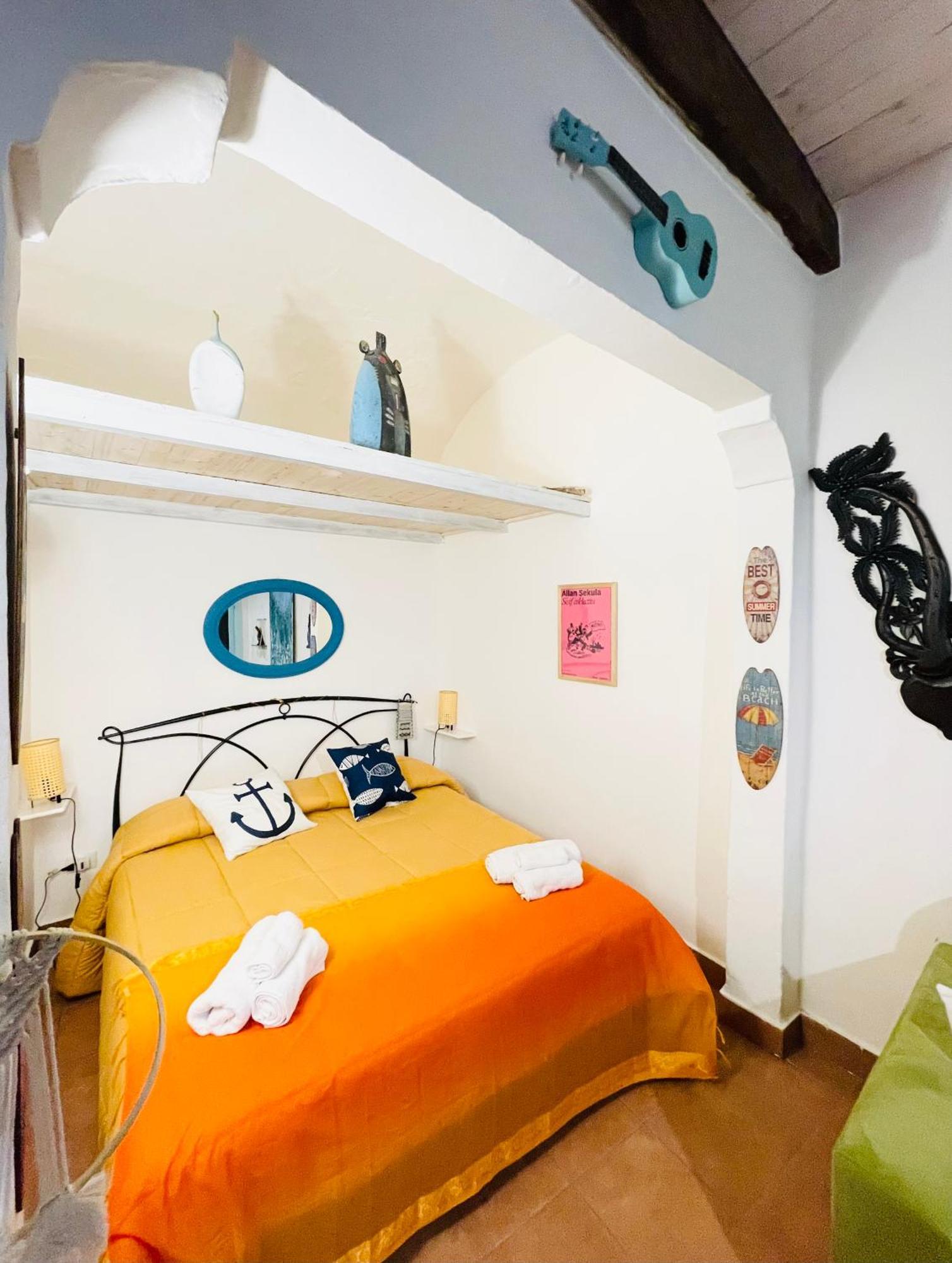 Gaudi Art Room Альгеро Экстерьер фото